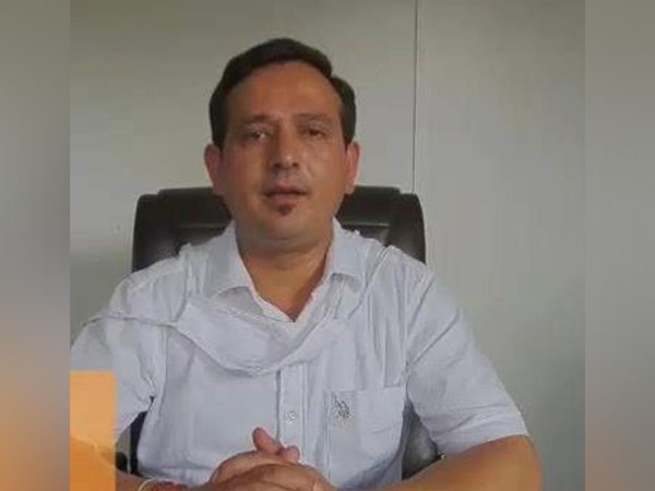 13 महीने बाद जेल से बाहर आया हाकम सिंह 13 महीने बाद जेल से बाहर आया हाकम सिंह