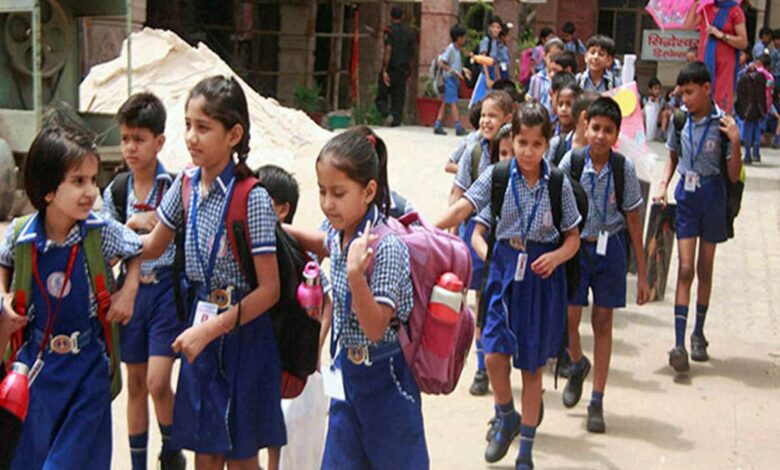 उत्तराखंड के 7 सरकारी विश्वविद्यालयों में 134 करोड़ की गड़बड़ियां उत्तराखंड के 7 सरकारी विश्वविद्यालयों में 134 करोड़ की गड़बड़ियां