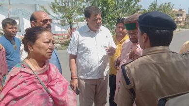 ऑर्डिनेटर राजीव महर्षि के नेतृत्व में कांग्रेसी नेताओं ने लिया ईवीएम की सुरक्षा का जायजा