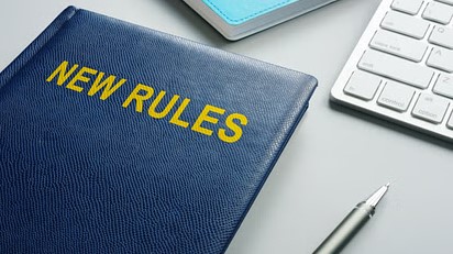 नए वित्तीय वर्ष की शुरुआत के साथ ही आज से बदल जाएंगे कई नियम, जानिए क्या- क्या होंगे बदलाव नए वित्तीय वर्ष की शुरुआत के साथ ही आज से बदल जाएंगे कई नियम, जानिए क्या- क्या होंगे बदलाव