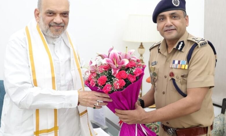 केंद्रीय गृह मंत्री अमित शाह से पुलिस महानिदेशक अभिनव कुमार ने की शिष्टाचार भेंट