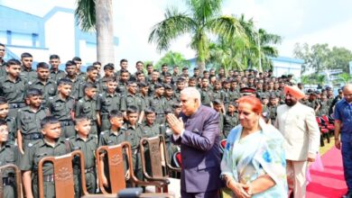 जिन्दगी की जंग लड़ने के लिए साहस और ज्ञान विकसित करें- उपराष्ट्रपति