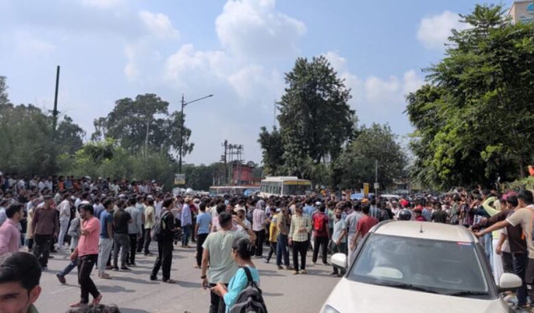 पेपर लीक मामले में उत्तराखंड बेरोजगार संघ का सचिवालय कूच.. पेपर लीक मामले में उत्तराखंड बेरोजगार संघ का सचिवालय कूच..