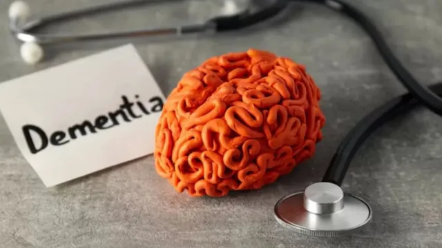 कम उम्र में बढ़ रही भूलने की बीमारी, फोकस करना भी मुश्किल; डाक्टर बोले- जीवनशैली में बदलाव जरूरी कम उम्र में बढ़ रही भूलने की बीमारी, फोकस करना भी मुश्किल; डाक्टर बोले- जीवनशैली में बदलाव जरूरी